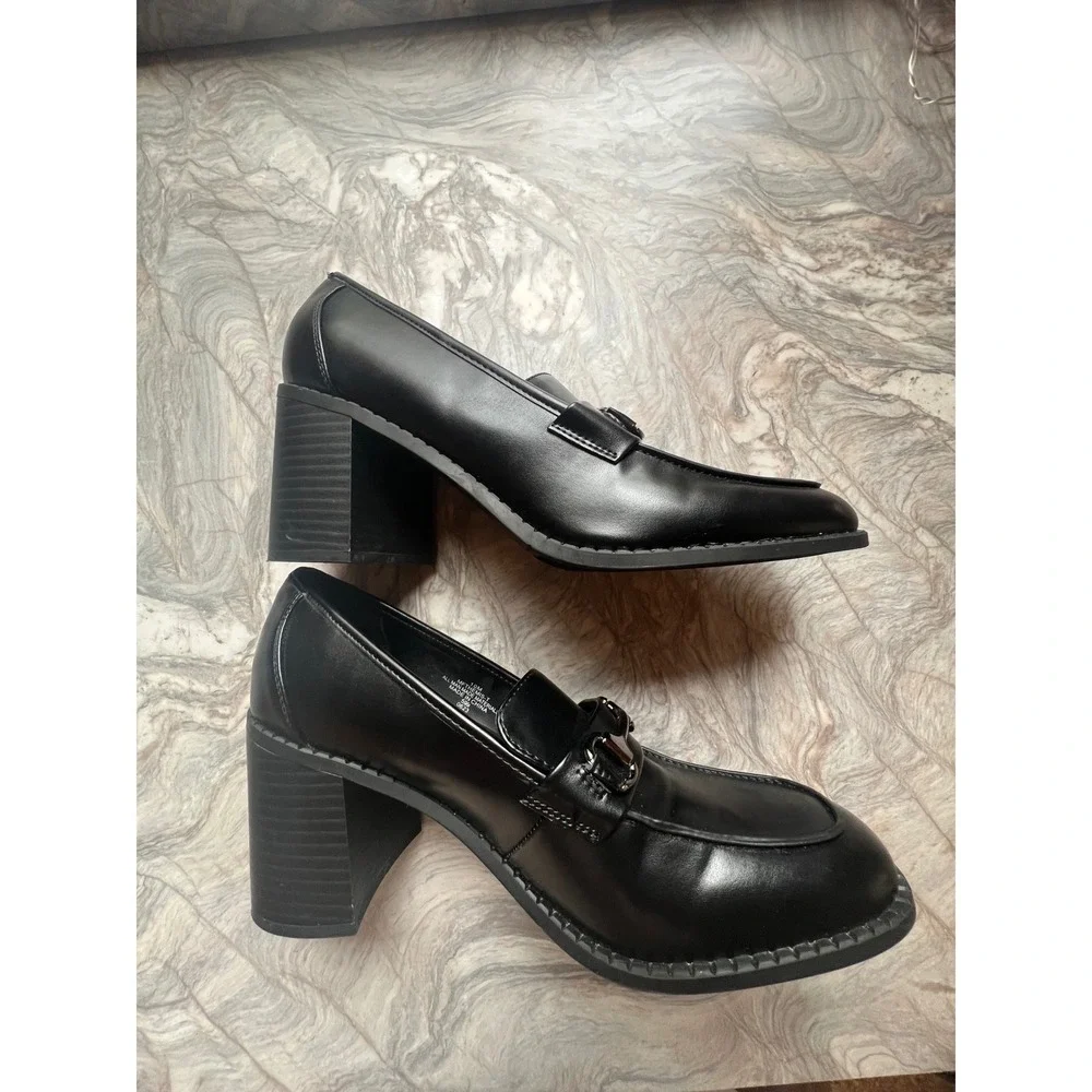 Marc Fisher Black Leather Horsebit Loafer Heels Womens 10M Block Chunky‎